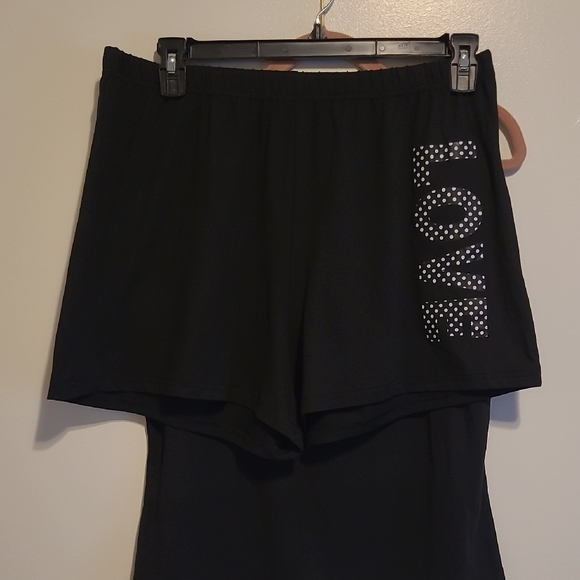 SHEIN Black Pajama Set with White Accents - Picture 3 of 6